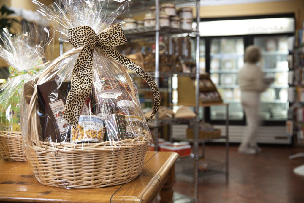 Romantic Gift Baskets - The Gift Basket Store